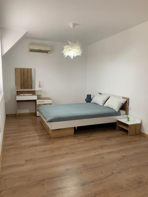 Rowing Base Apartment พลอฟดิฟ ภายนอก รูปภาพ
